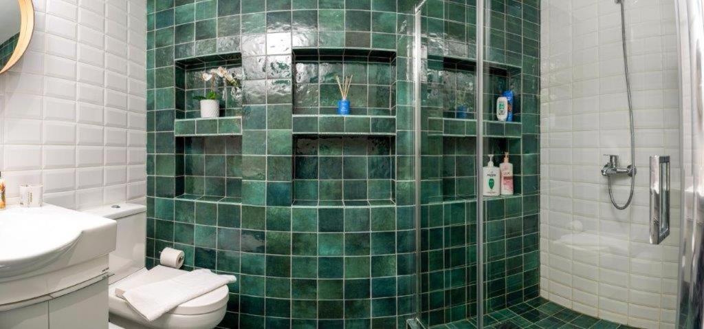 Crown Syntagma Apartment أثينا المظهر الخارجي الصورة