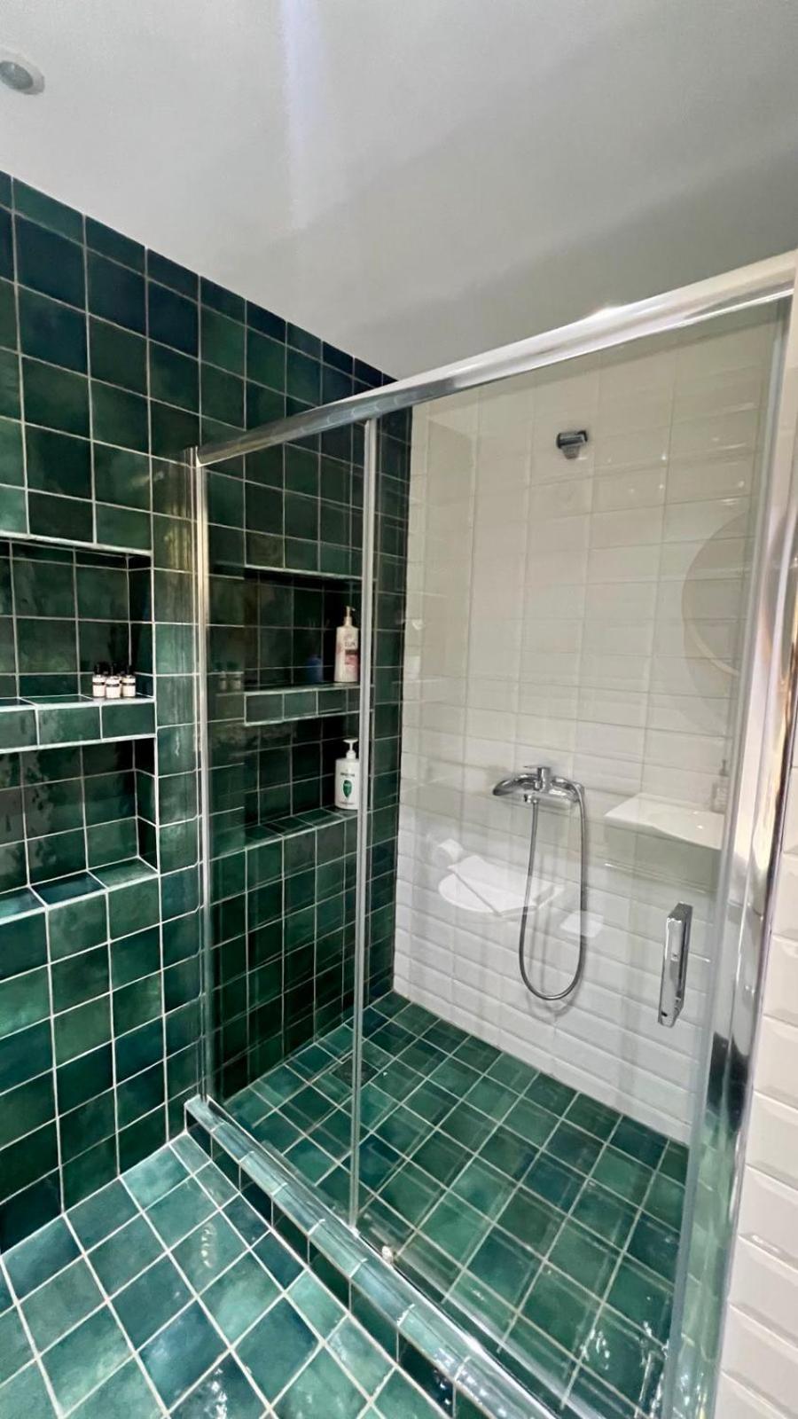 Crown Syntagma Apartment أثينا المظهر الخارجي الصورة